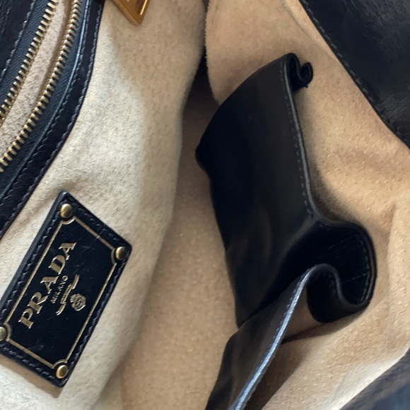 Prada Black Leather purse - Picture 9 of 14